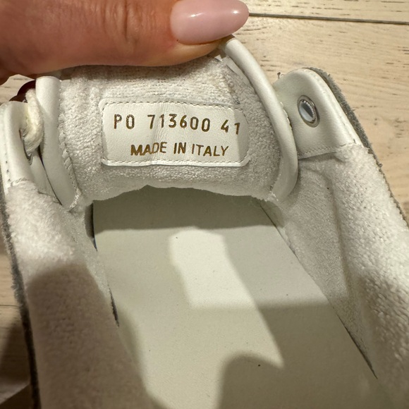 Saint Laurent Low Top Sneakers - Picture 6 of 6